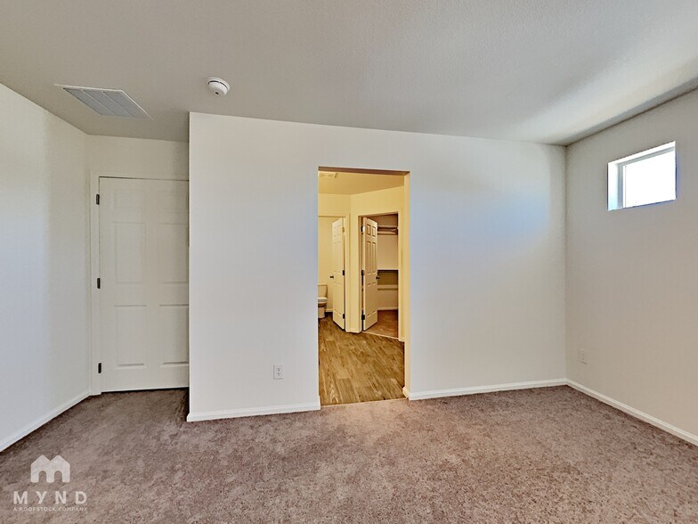 Building Photo - 17758 E 103rd Ave