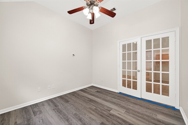 Building Photo - 13006 Rose Landing Dr