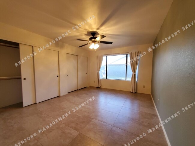 Building Photo - 3 BEDROOM ON CULDESAC IN CHANDLER