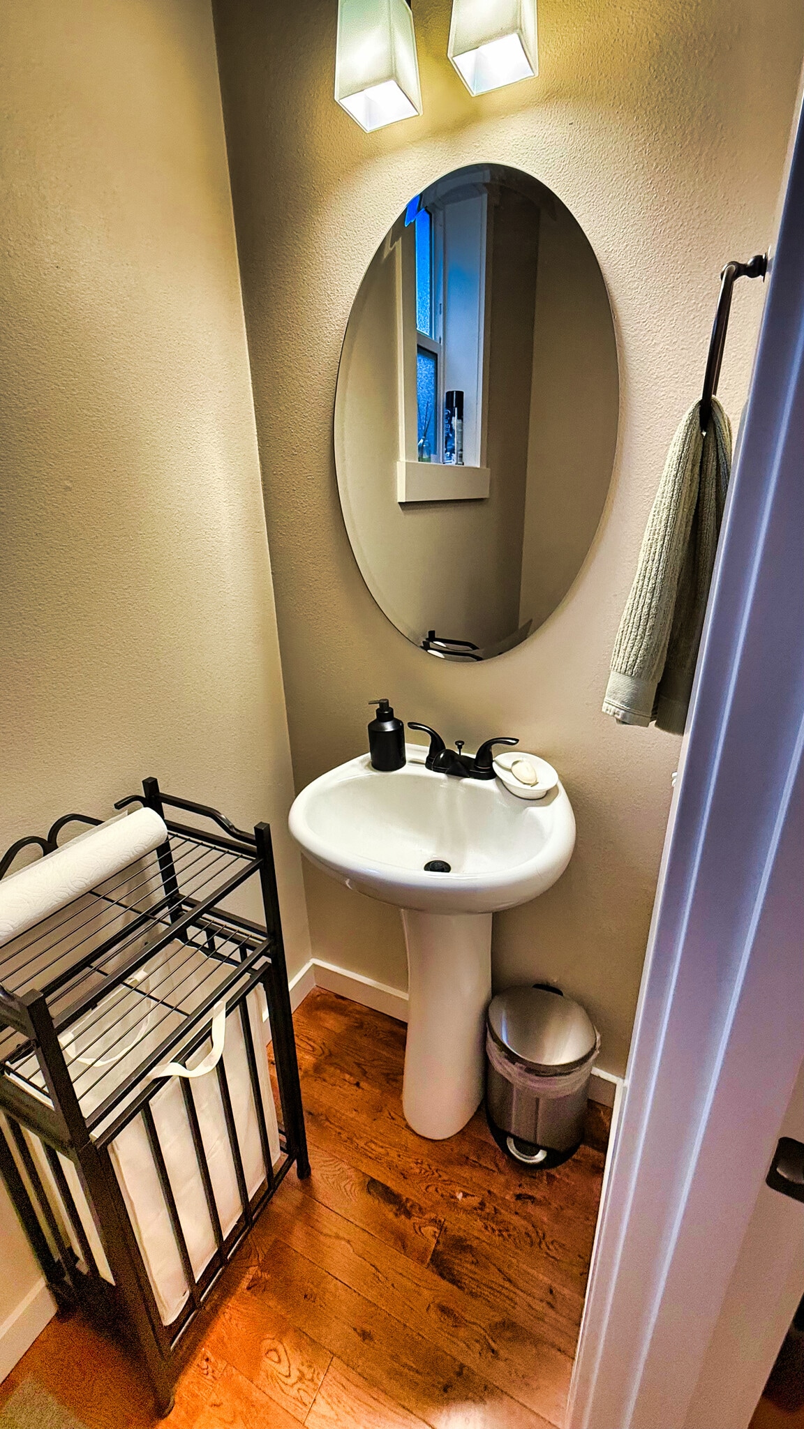 Building Photo - 14600 19th Ave W