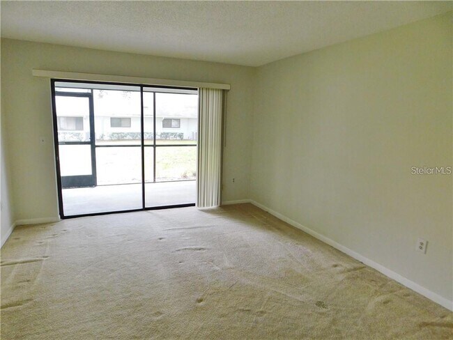 Building Photo - 2733 Countryside Blvd