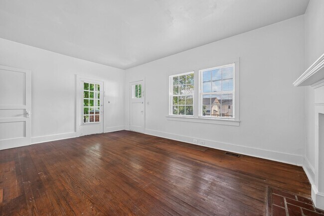 Building Photo - 251 Forbes Ave