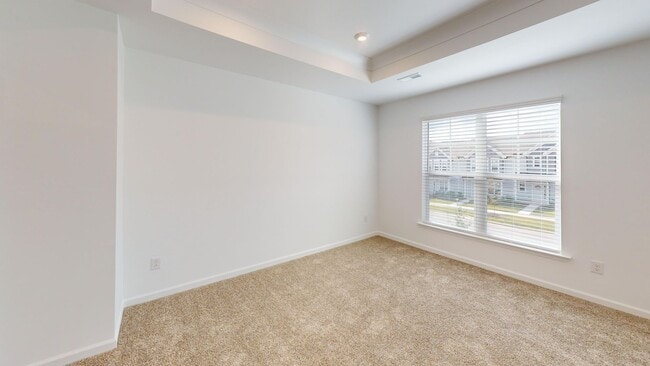 Building Photo - Immaculate New Townhome in Pringle Towns