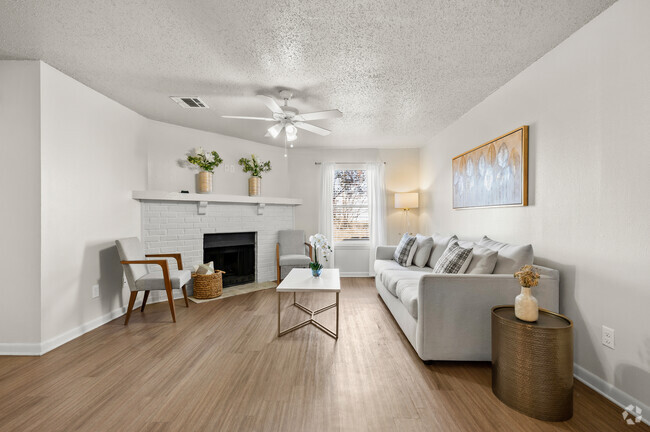 Interior Photo - Seasons & Woodale Apartments