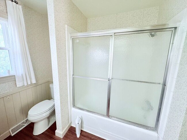 Building Photo - 1773 6 Mile Hwy