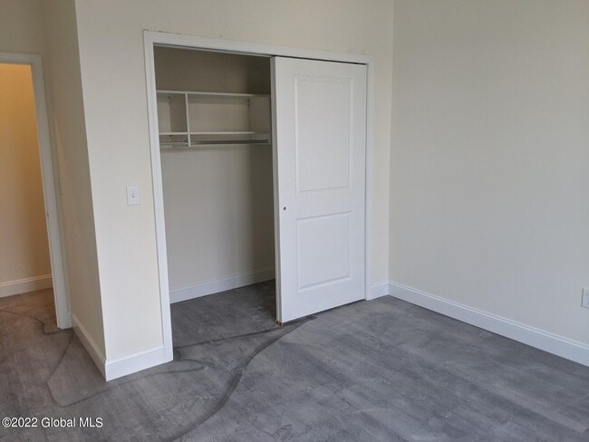 Building Photo - 12 White St