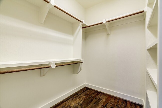Building Photo - 4211 Rawlins St