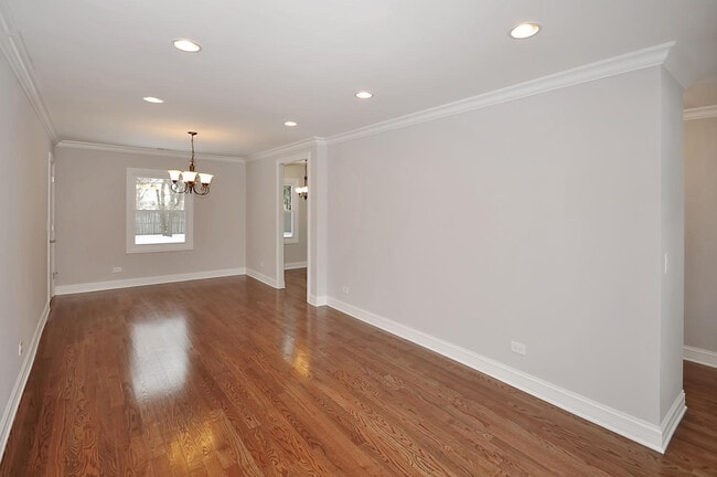 Building Photo - 117 Wilshire Dr