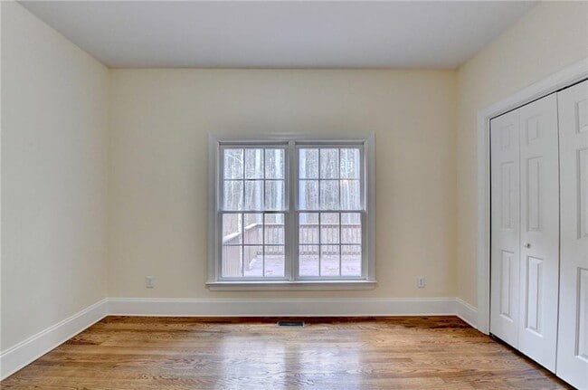 Building Photo - 11140 Donnington Dr