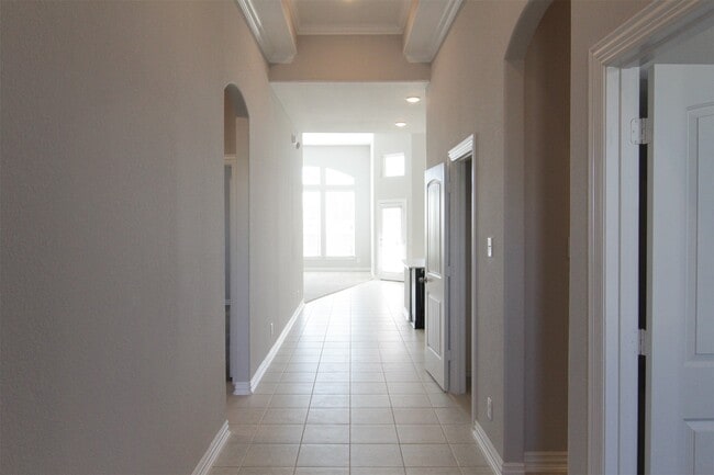 Building Photo - 31811 Dunham Lake Dr