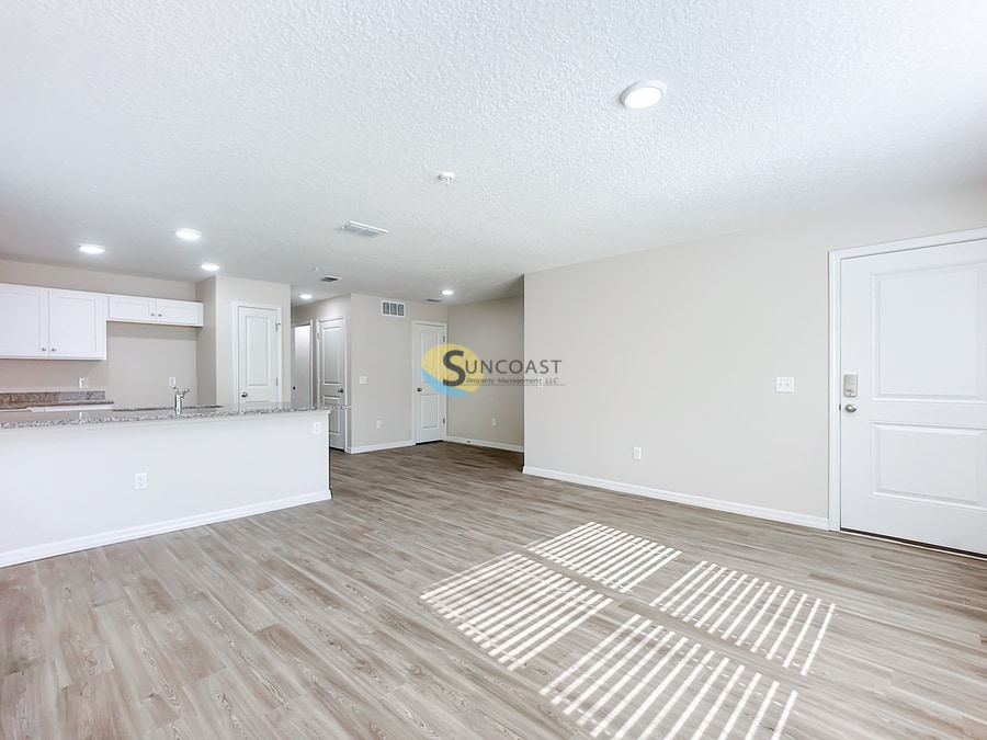 Building Photo - 11470 Oakfield Ct