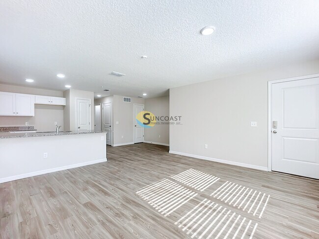 Building Photo - FIRST MONTH FREE!