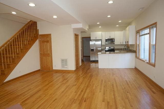Building Photo - 2847 N Rockwell-2