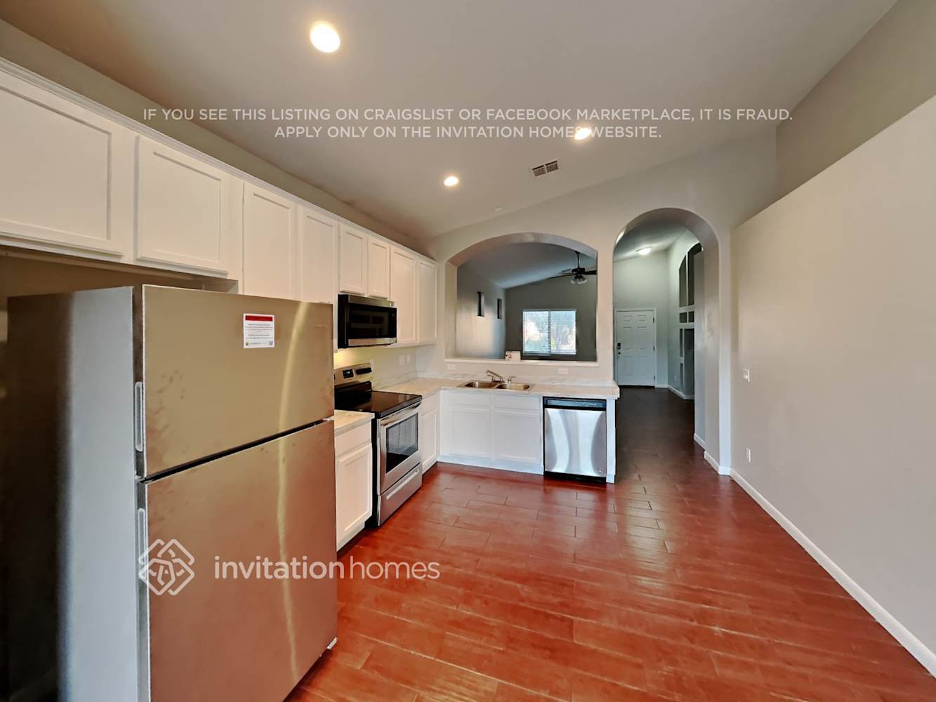 Building Photo - 2555 W Lynne Ln