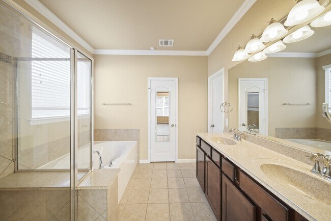 Building Photo - 10011 Forrester Trail