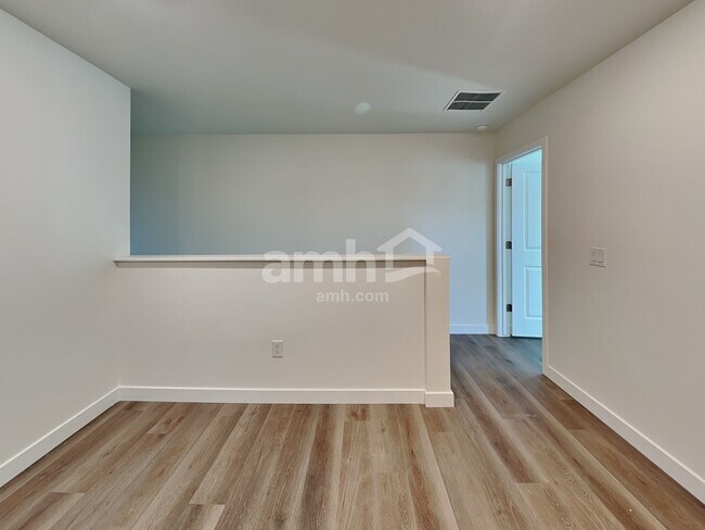 Building Photo - 6530 E Paseo Baranda