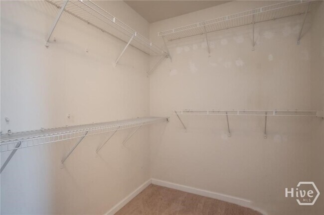 Building Photo - 304 Ridge Pointe Drive