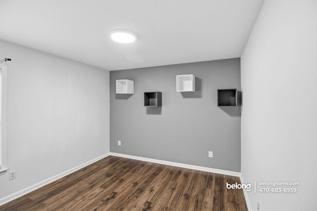 Building Photo - 726 Wamock Dr