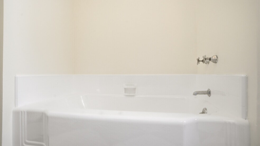 Building Photo - 1755 Craig Ave