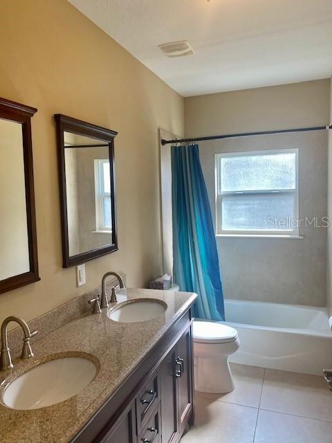 Building Photo - 1736 Mova St