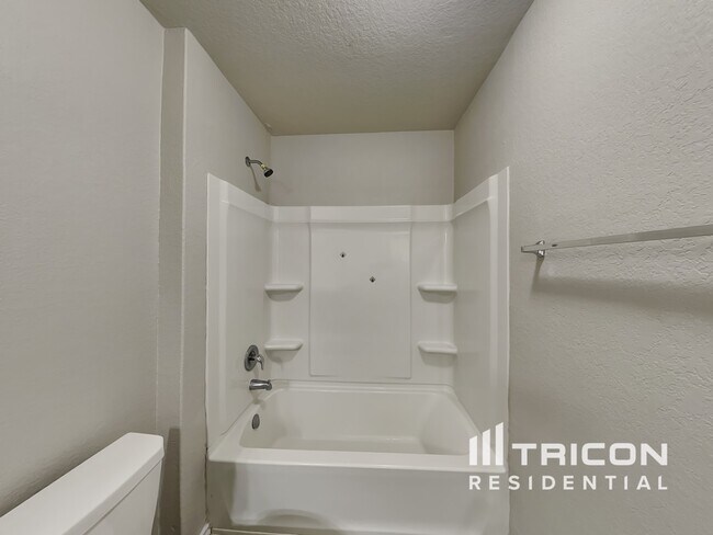 Building Photo - 8443 Amistad Cove