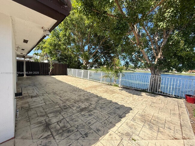 Building Photo - 3461 SW 154th Ct