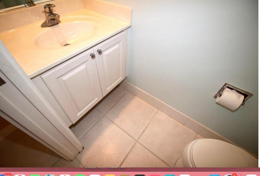 Building Photo - 156 Santa Barbara Way