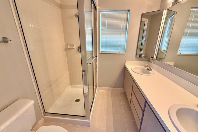 Building Photo - 3387 SW Sunset Trace Cir