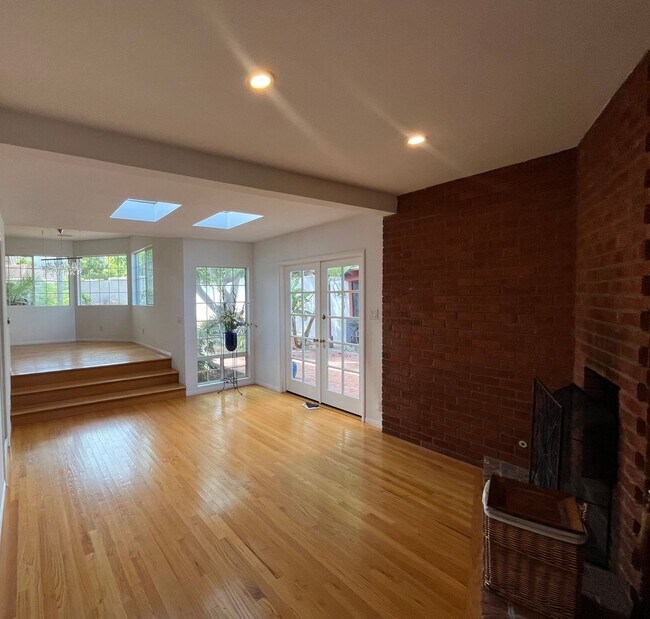 Building Photo - A Feel-Good Home Amongst Leafy Serenity ~ ...