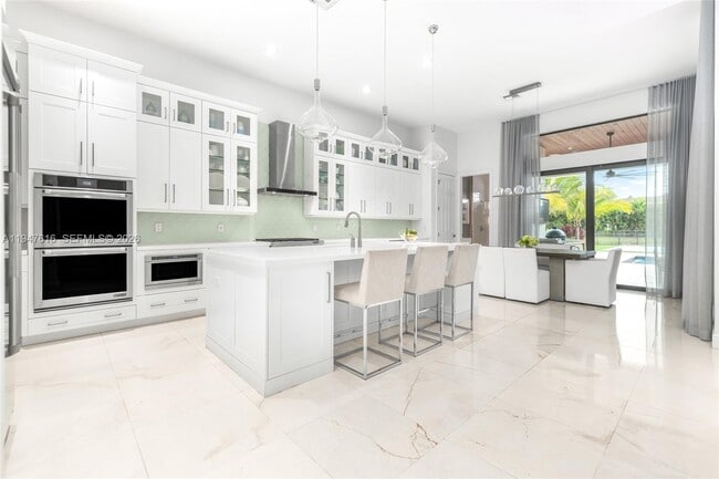 Building Photo - 10220 Sweet Bay Ct