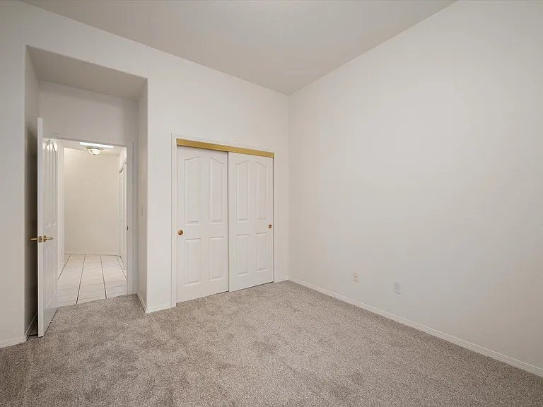 Building Photo - 1503 N Montana St