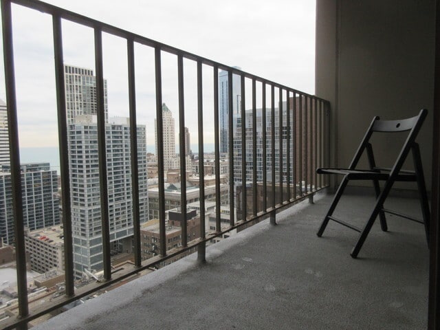 Building Photo - 200 N Dearborn St