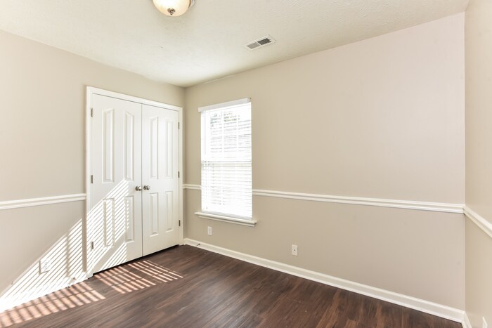 Building Photo - 948 Tom Hailey Blvd
