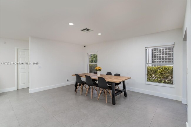 Building Photo - 18091 SW 27th St