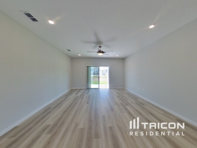 Building Photo - 64 Brazil Nut Cir