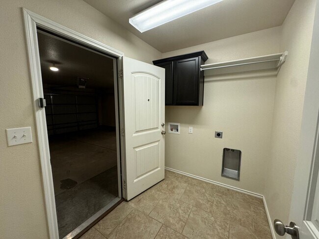 Building Photo - Available House in Windstone