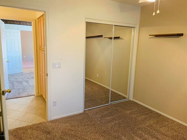 Building Photo - Nice 3 Bed, 2 Bath in Peoria