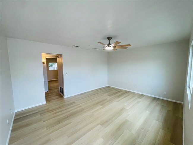 Building Photo - 1887 Cll Amargosa