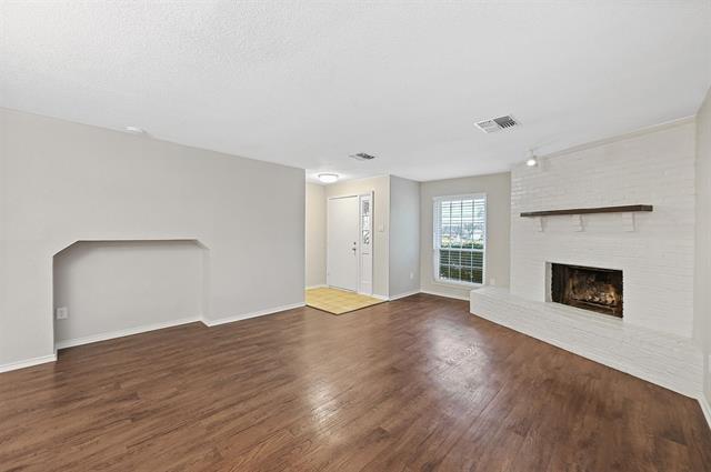 Building Photo - 5126 Collinwood Ave