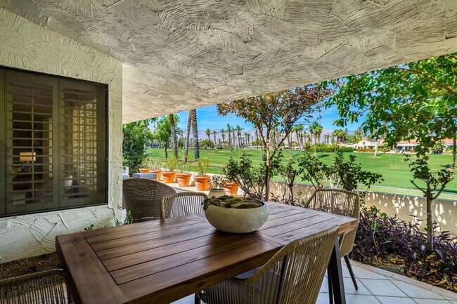 Building Photo - 44825 Guadalupe Dr