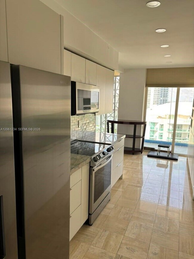 Building Photo - 19355 Turnberry Way