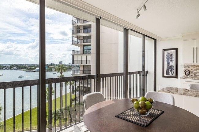 Building Photo - 9425 Blind Pass Rd