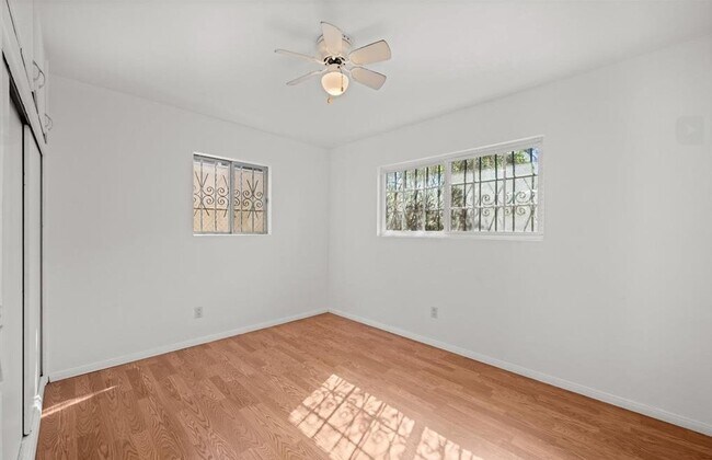 Building Photo - 3813 Birch St