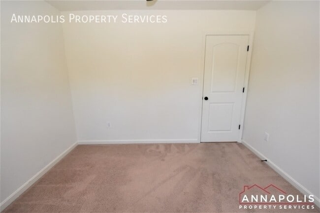 Building Photo - 917 St Martins Loop