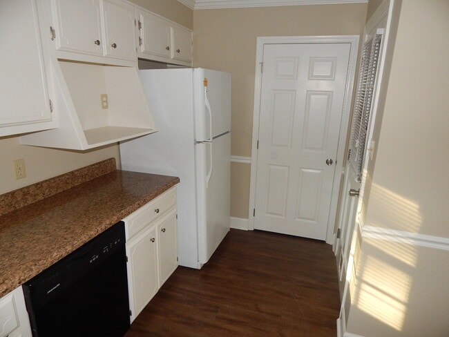 Building Photo - 2846 Willow Wood Cir