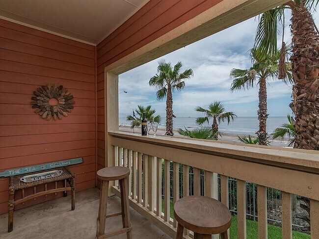 Building Photo - 7000 Seawall Blvd