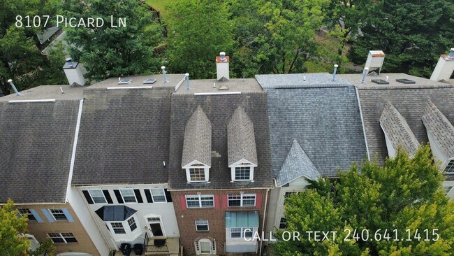 Building Photo - 8107 Picard Ln