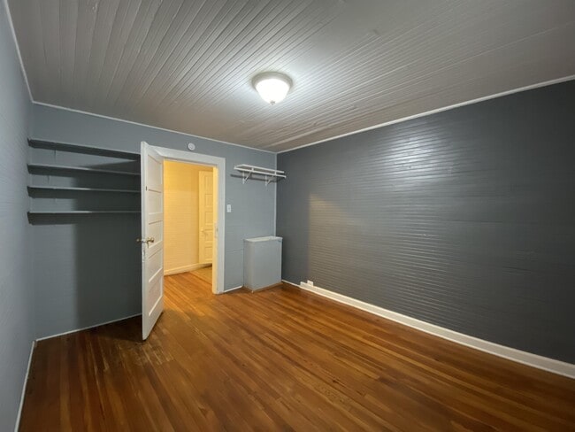 Building Photo - 1807 House Ave