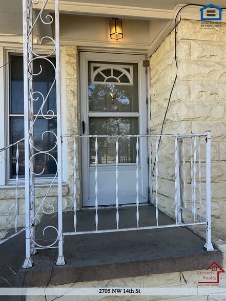 Building Photo - 2705 NW 14th St