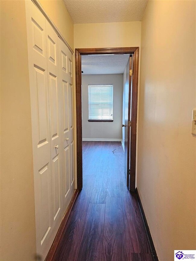 Building Photo - 508 Independence Ct